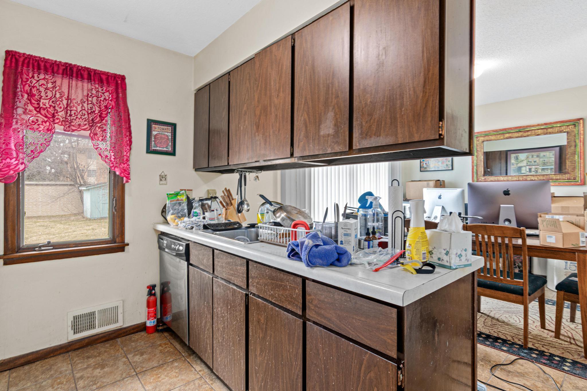 8101 Yates Ave N, Minneapolis-15.jpg