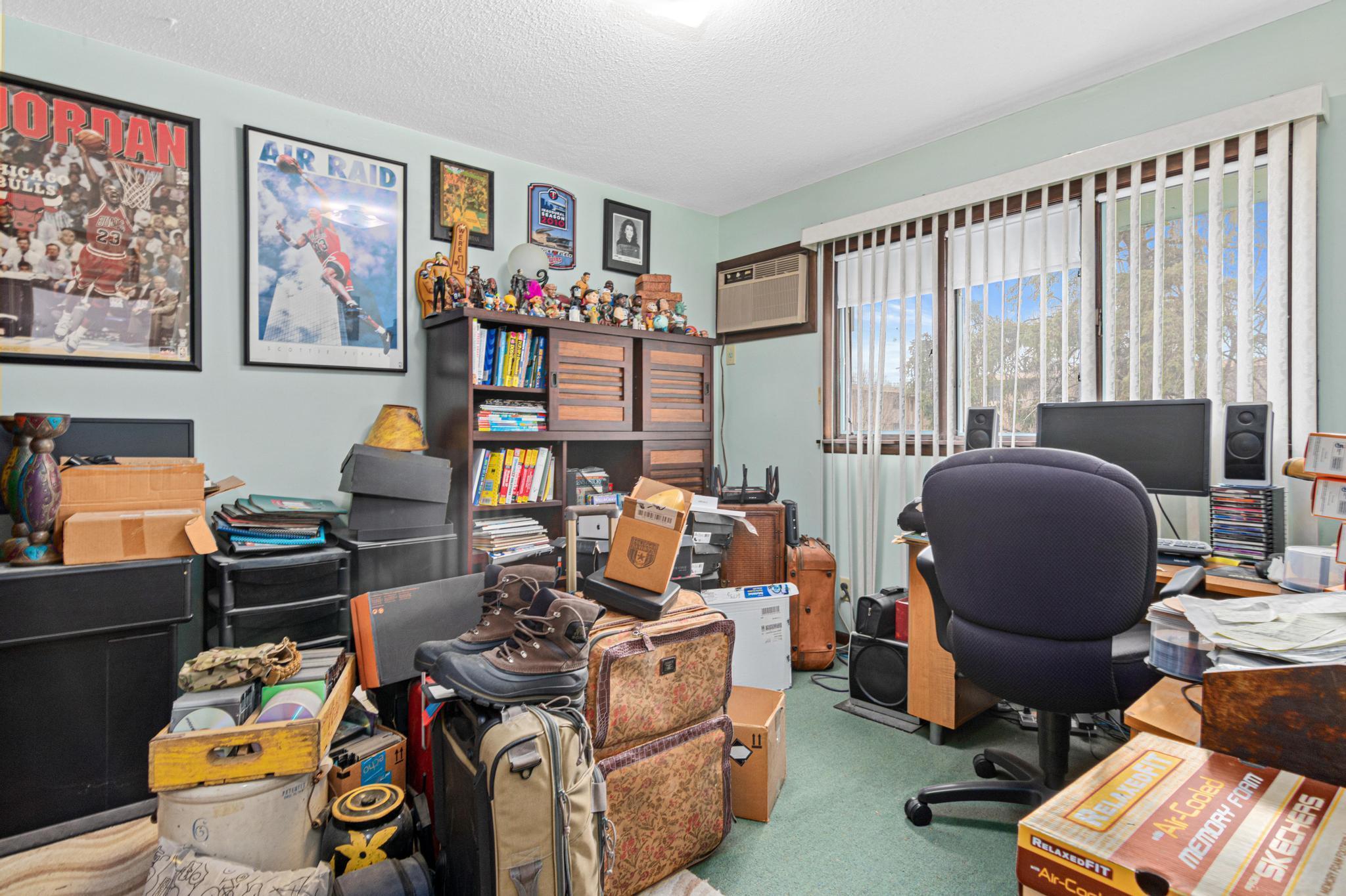 8101 Yates Ave N, Minneapolis-17.jpg