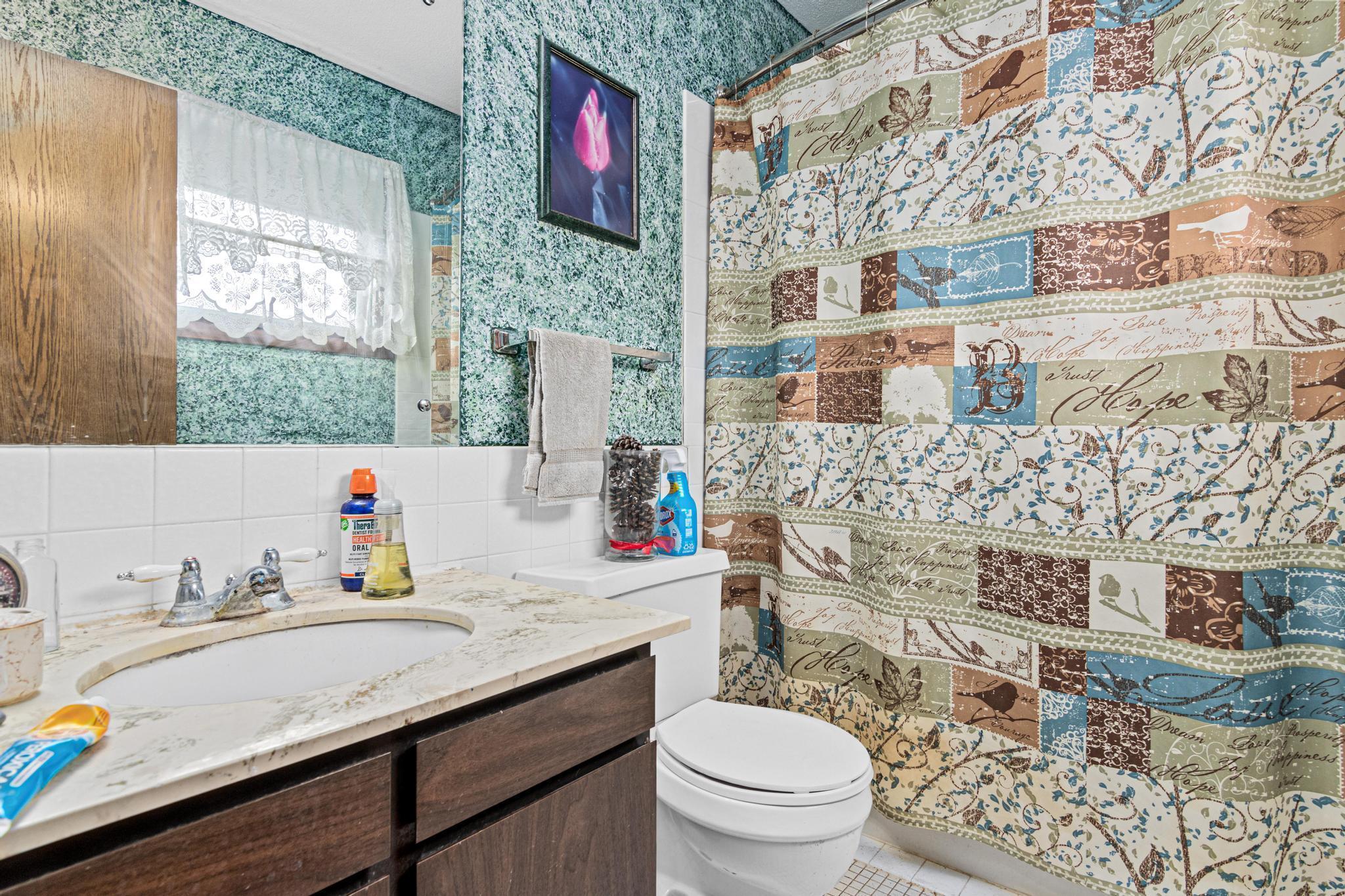 8101 Yates Ave N, Minneapolis-21.jpg