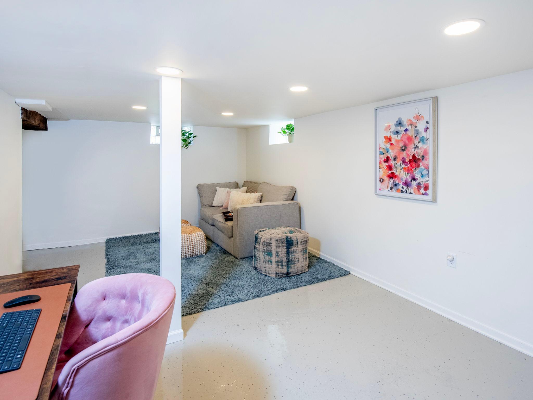 Finished epoxy floor