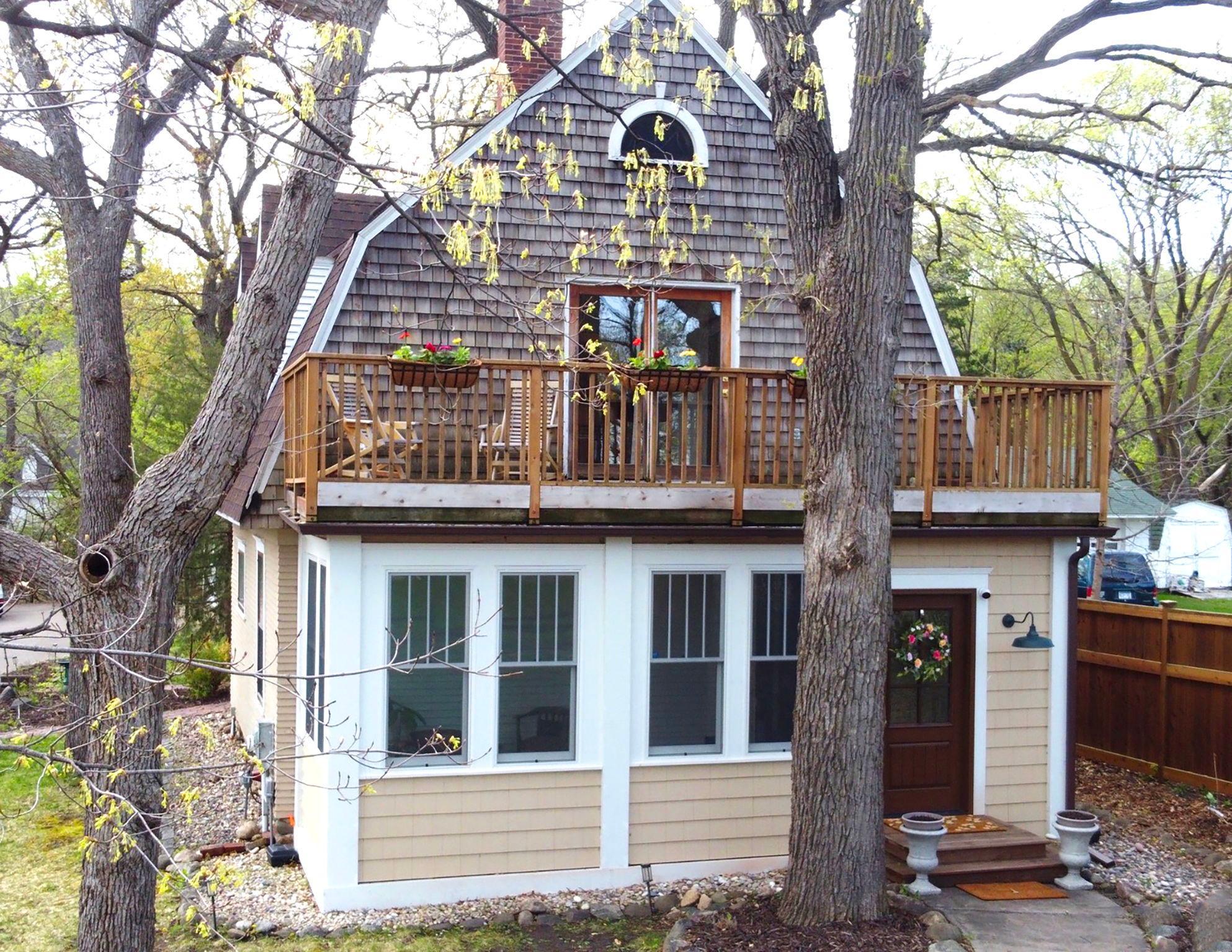 Second floor balcony