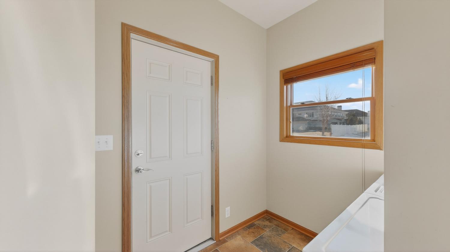 3 bed 2 bath patio home for sale 4320 Daffodil Ave SE Rochester MN 55904