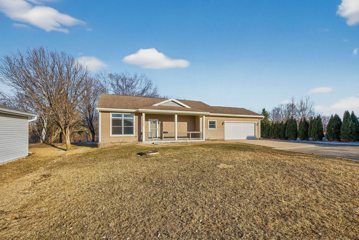 3 bed 2 bath patio home for sale 4320 Daffodil Ave SE Rochester MN 55904