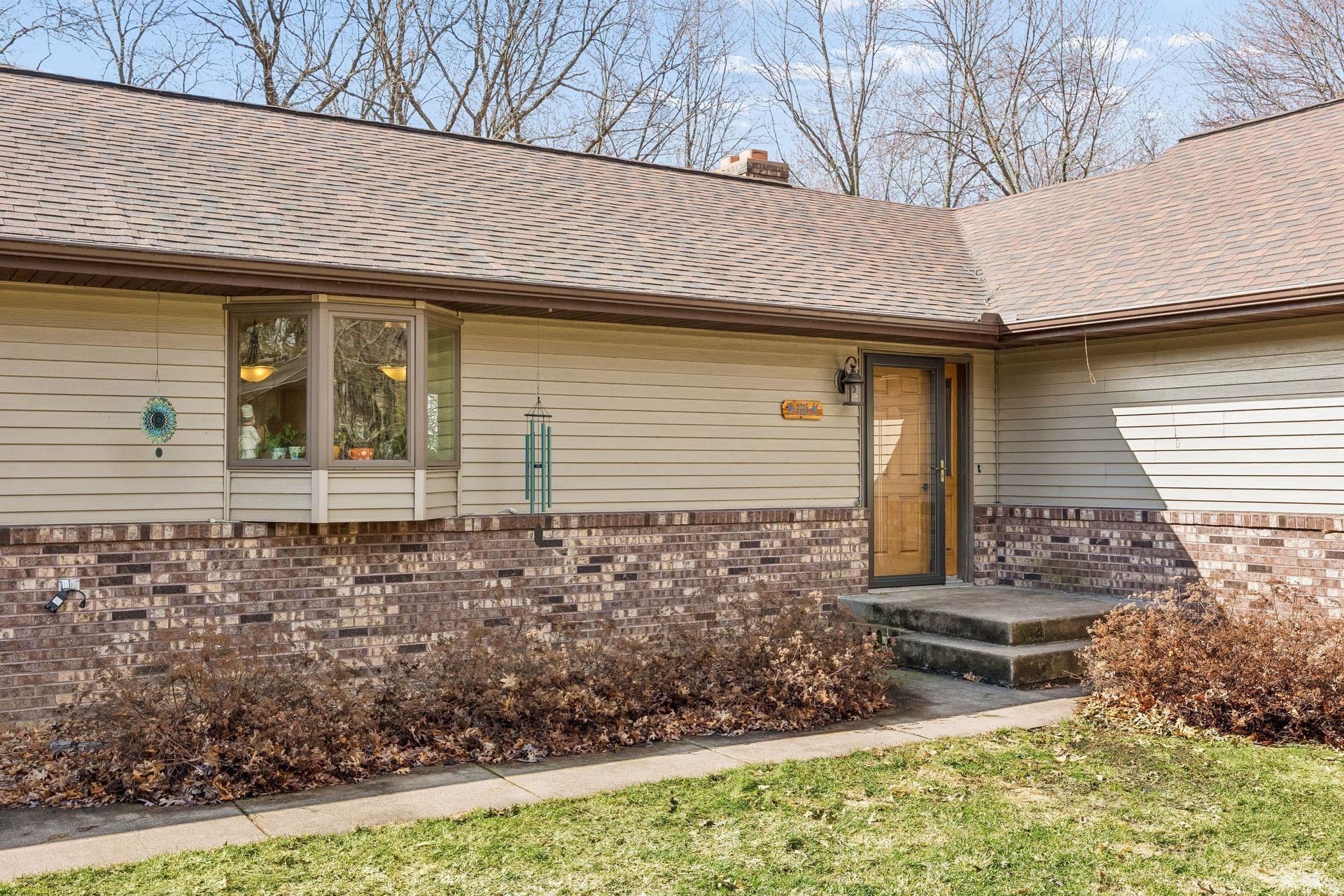A warm and welcoming front entry.