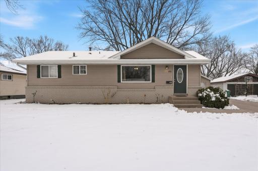 6712 Ewing Avenue N, Brooklyn Center, MN 55429