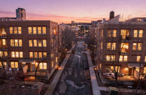 Fabulous River Station condo