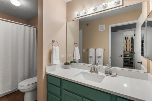 Upper level full bath