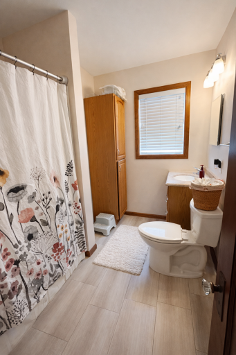 911 Main Avenue N, Thief River Falls, MN 56701