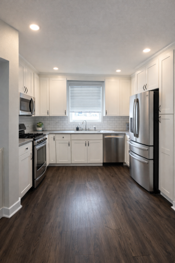 911 Main Avenue N, Thief River Falls, MN 56701