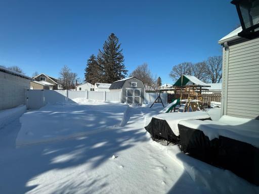 911 Main Avenue N, Thief River Falls, MN 56701