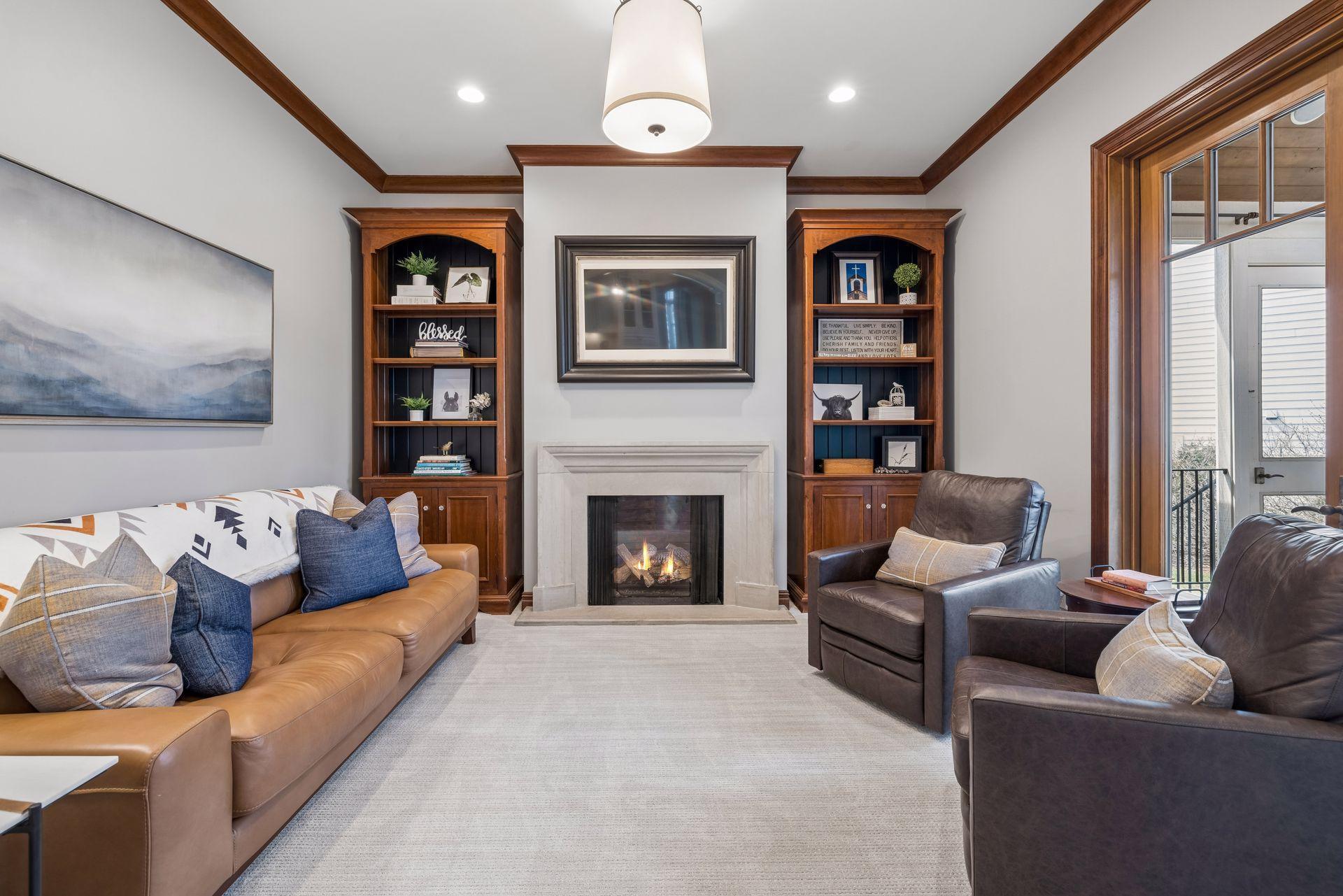 14520 4th Avenue North - Spacecrafting - 0031.jpg