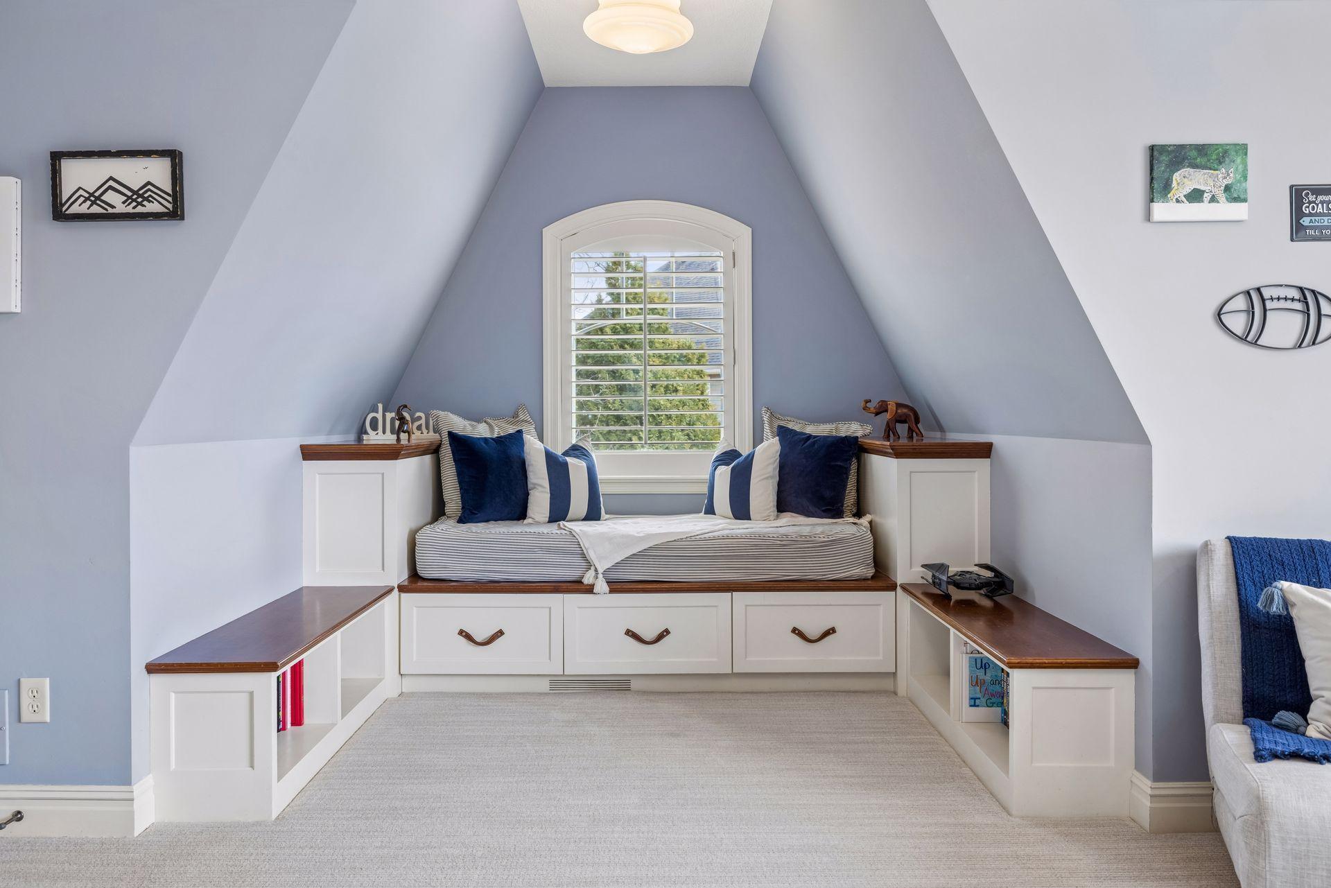 14520 4th Avenue North - Spacecrafting - 0058.jpg