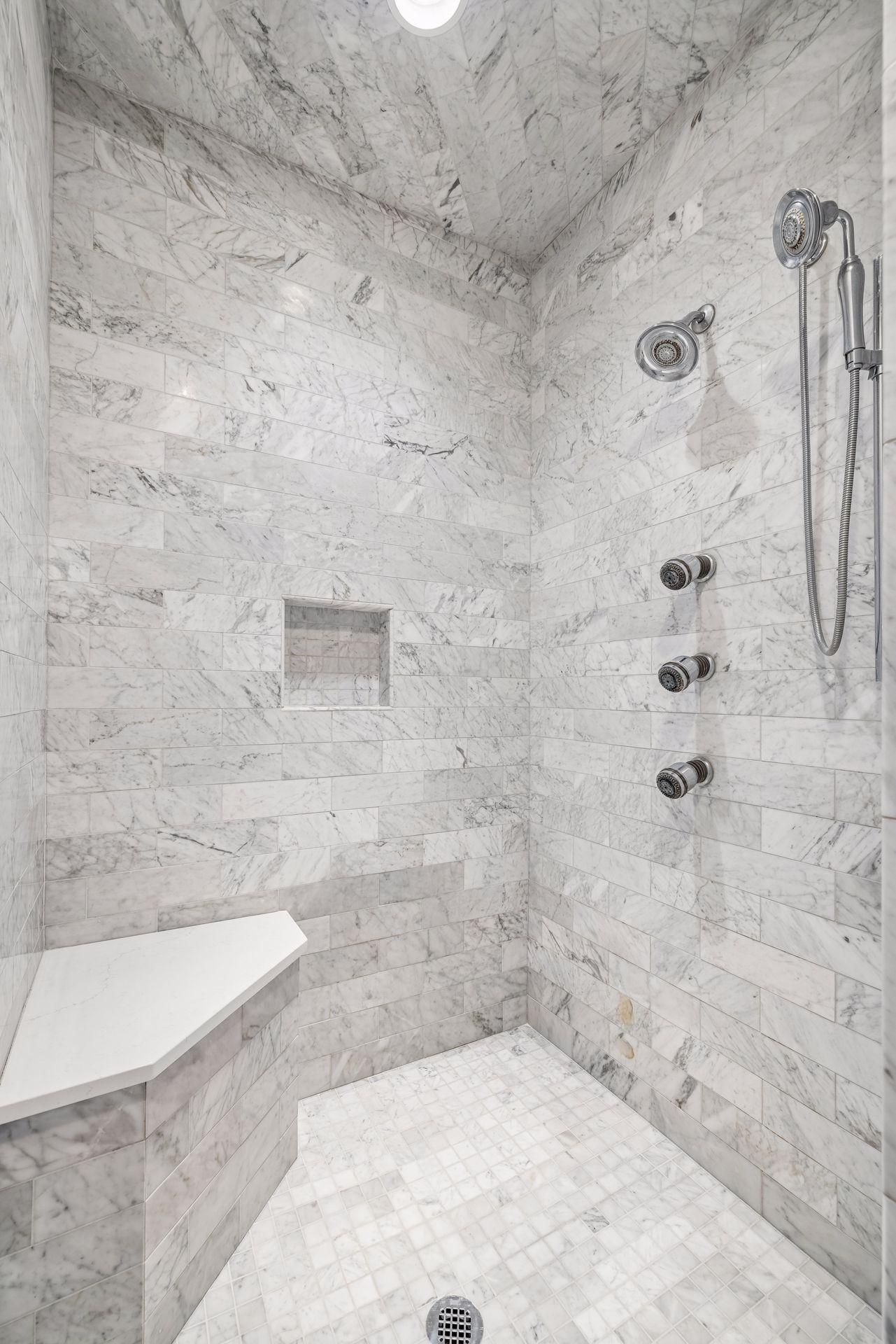 14520 4th Avenue North - Spacecrafting - 0044.jpg