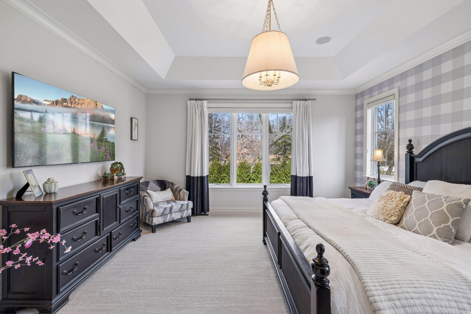 14520 4th Avenue North - Spacecrafting - 0038.jpg