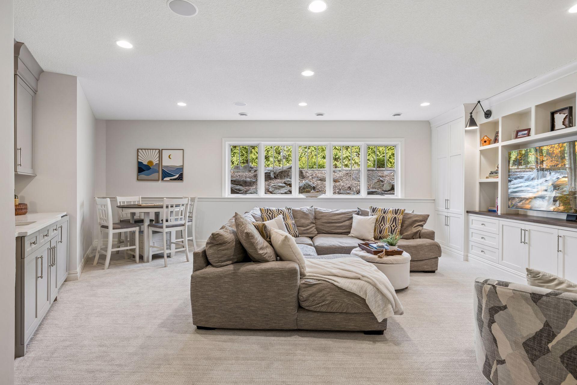 14520 4th Avenue North - Spacecrafting - 0064.jpg