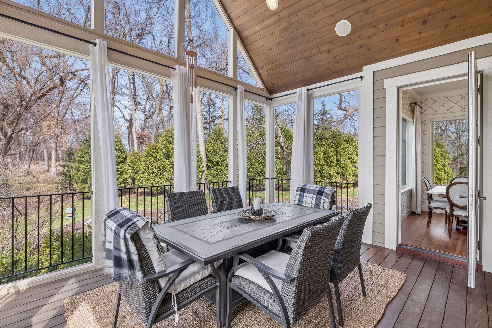 14520 4th Avenue North - Spacecrafting - 0028.jpg