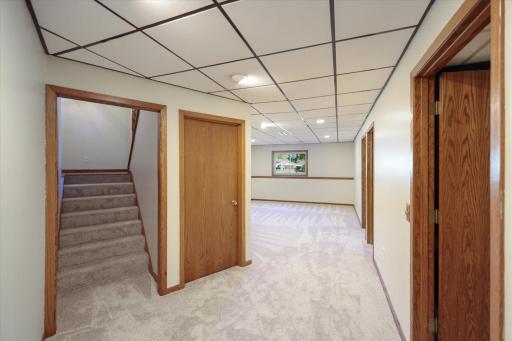 10365 Buckingham Drive, Eden Prairie, MN 55347
