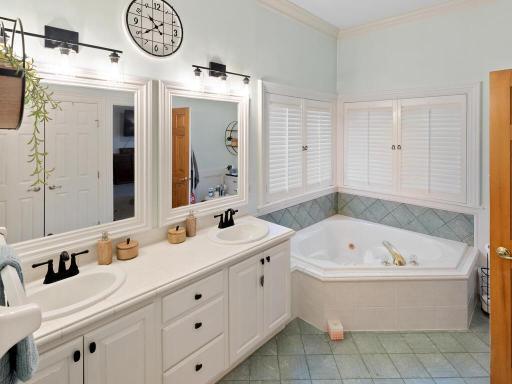 1603 Goldenrod Ct Northfield MN 55057 USA-023-026-023-MLS_Size.jpg