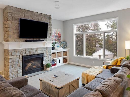 1603 Goldenrod Ct Northfield MN 55057 USA-015-011-015-MLS_Size.jpg