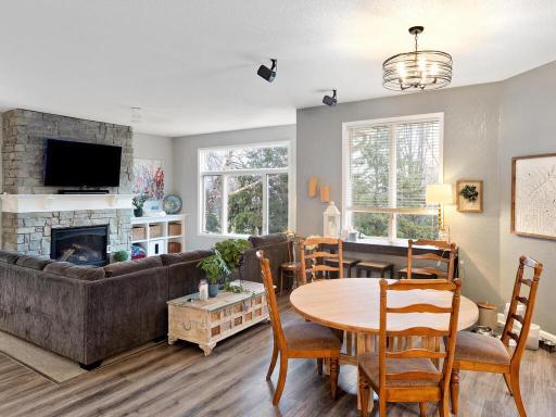 1603 Goldenrod Ct Northfield MN 55057 USA-014-009-014-MLS_Size.jpg