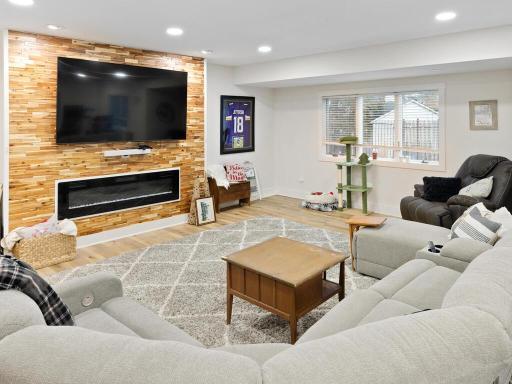 1603 Goldenrod Ct Northfield MN 55057 USA-032-006-032-MLS_Size.jpg