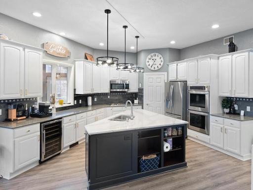 1603 Goldenrod Ct Northfield MN 55057 USA-010-036-010-MLS_Size.jpg