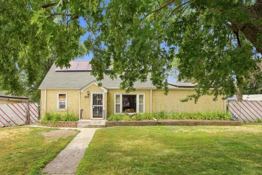 Photo for 815 Hastings Avenue, Saint Paul Park, MN 55071 - listing #7024645 Welcome home! Wonderful spacious home on a large 2 parcel lot. 2017 roof with solar panels to save money on electricity.
