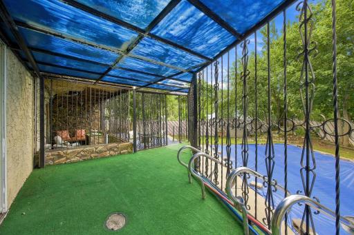 covered deck off great room