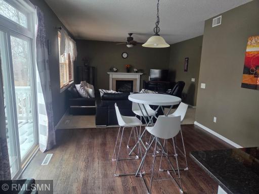 6902 Falmouth Curve, Shakopee, MN 55379