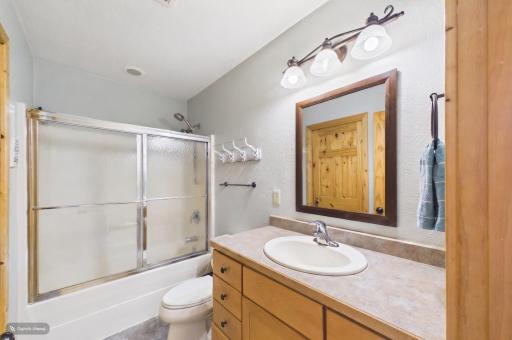 454 Wagon Wheel Drive SE, 17, Bemidji, MN 56601