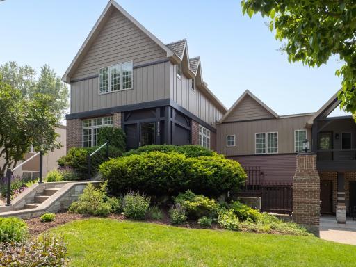 Photo for 1385 Eustis Street, C, Saint Paul, MN 55108 - listing #7024713 Welcome to 1385 Eustis St., part of a friendly 3-Unit association. Western views overlook the downtown MPLS skyline and eastern views overlook St. Anthony Park. Detailed floor plans are in the supplements.