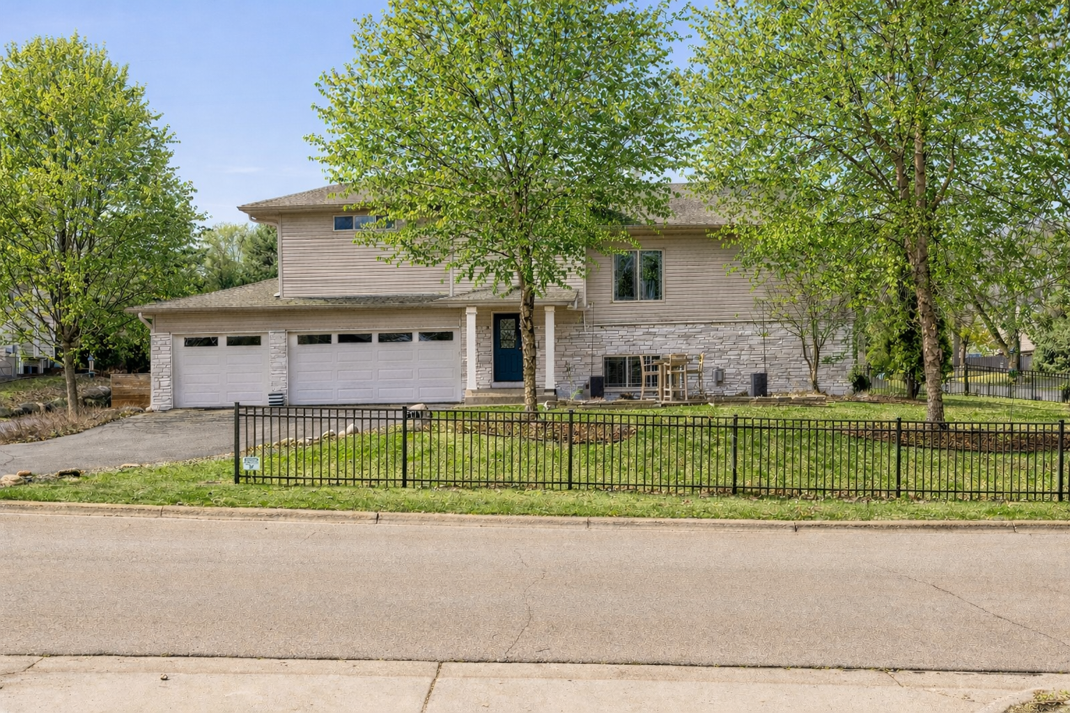 5000 Oxford Ave - Edina