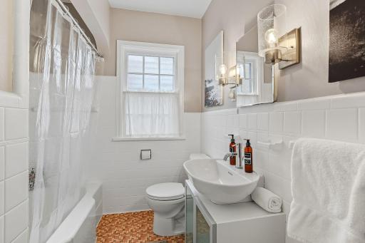 Main floor full bath