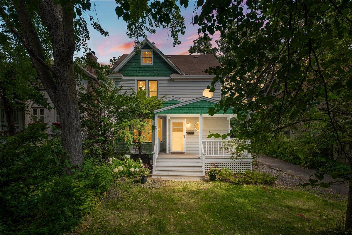 73 Clarence Avenue SE