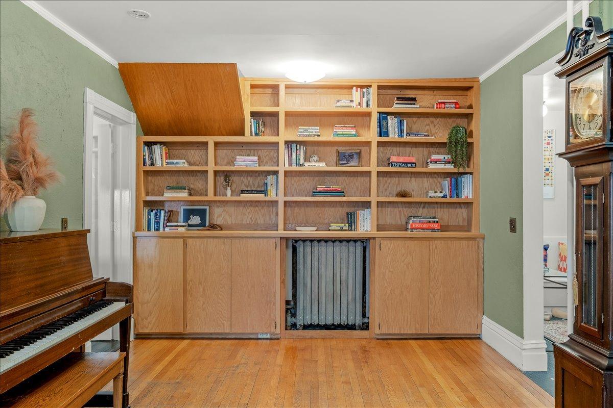 Library Shelf