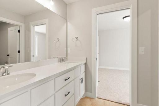 Photo of model home not all options may be included.