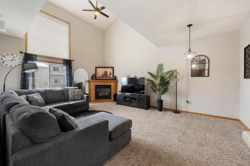 8622 Savanna Oaks Bay, K, Woodbury, MN 55125