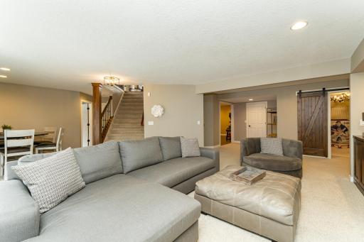 1105 Greystone Lane SW, Rochester, MN 55902