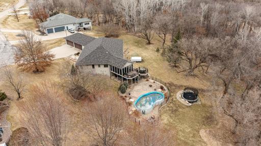 1105 Greystone Lane SW, Rochester, MN 55902
