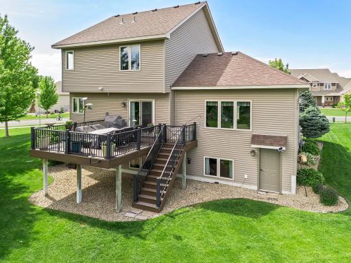 900 Heritage Trail NE, New Prague, MN 56071