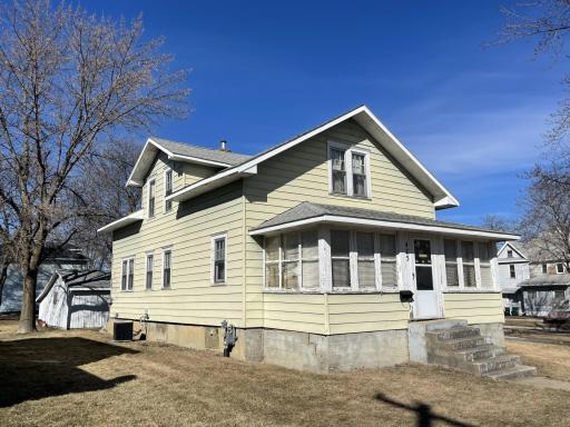 475 5th Street, Tracy, MN 56175