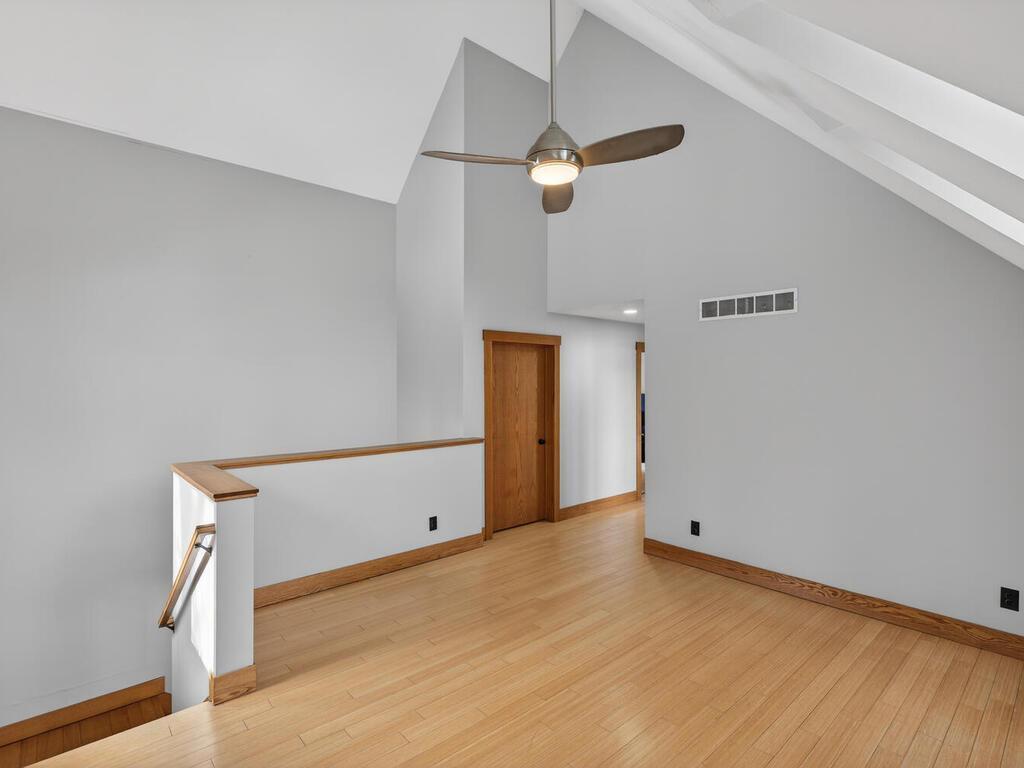 Loft with fresh paint and bamboo flooring 34290 Lanesboro Ct North Branch MN 55056 USA-058-028-056-MLS_Size.jpg