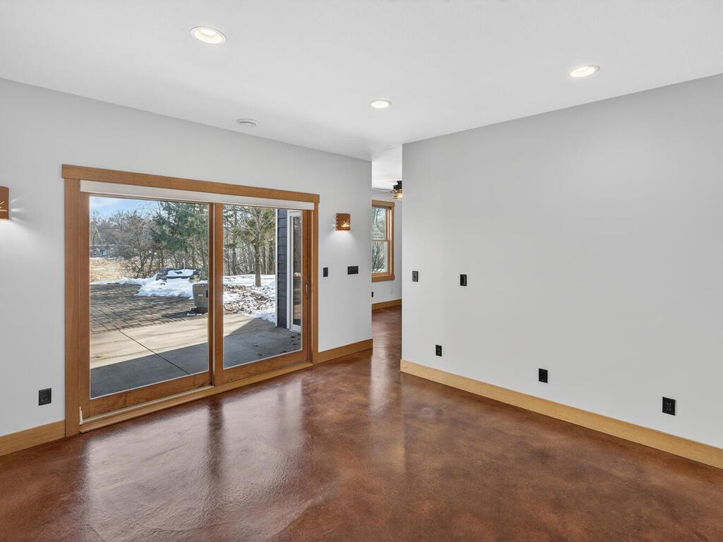 Large 8' wide glass patio doors to let the natural light in 34290 Lanesboro Ct North Branch MN 55056 USA-043-053-041-MLS_Size.jpg