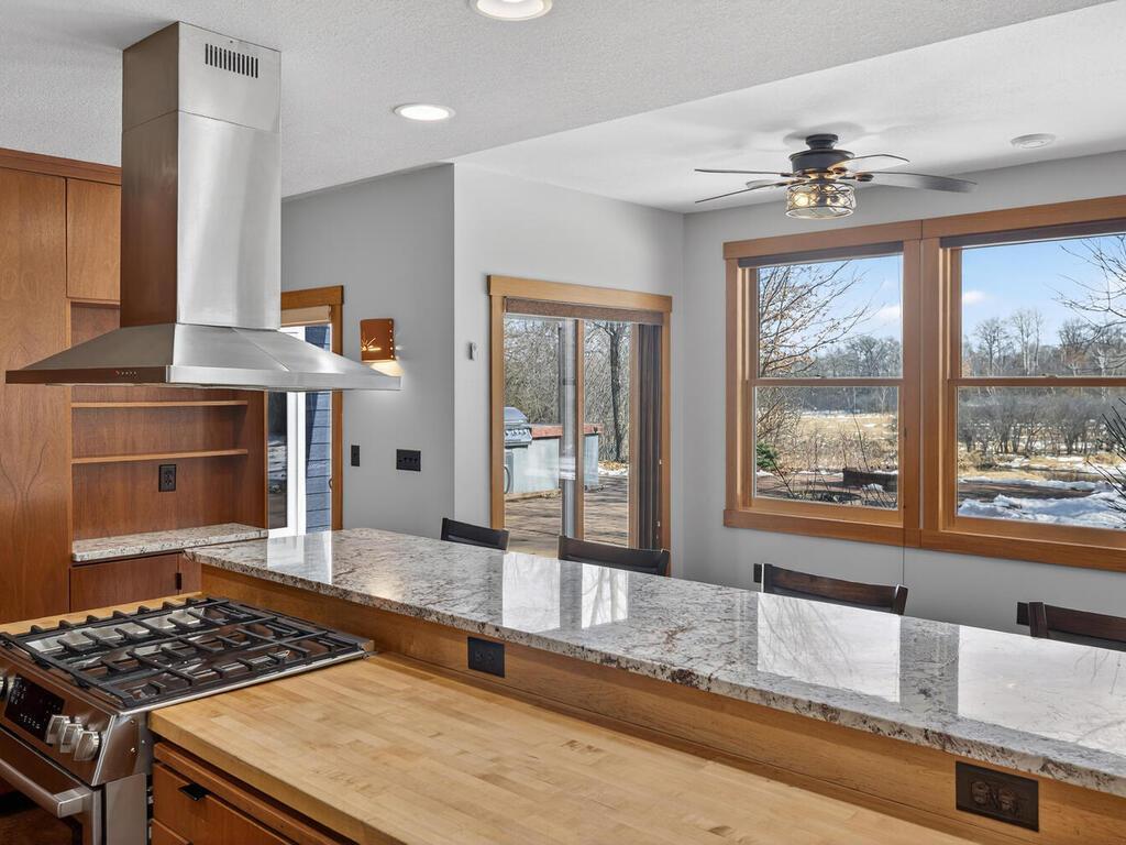 Kitchen and Dining Flow: Ideal setup for entertaining and meals 34290 Lanesboro Ct North Branch MN 55056 USA-039-041-038-MLS_Size.jpg