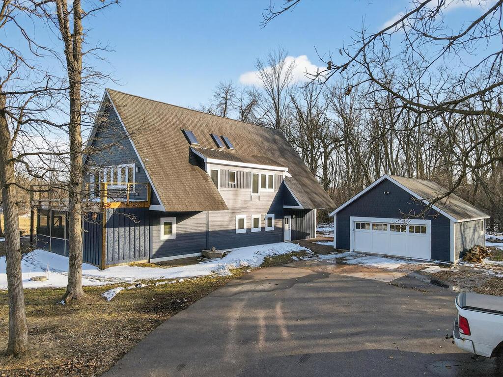 Front Exterior Design: Clean lines and updated siding in 2019 34290 Lanesboro Ct North Branch MN 55056 USA-003-014-009-MLS_Size.jpg