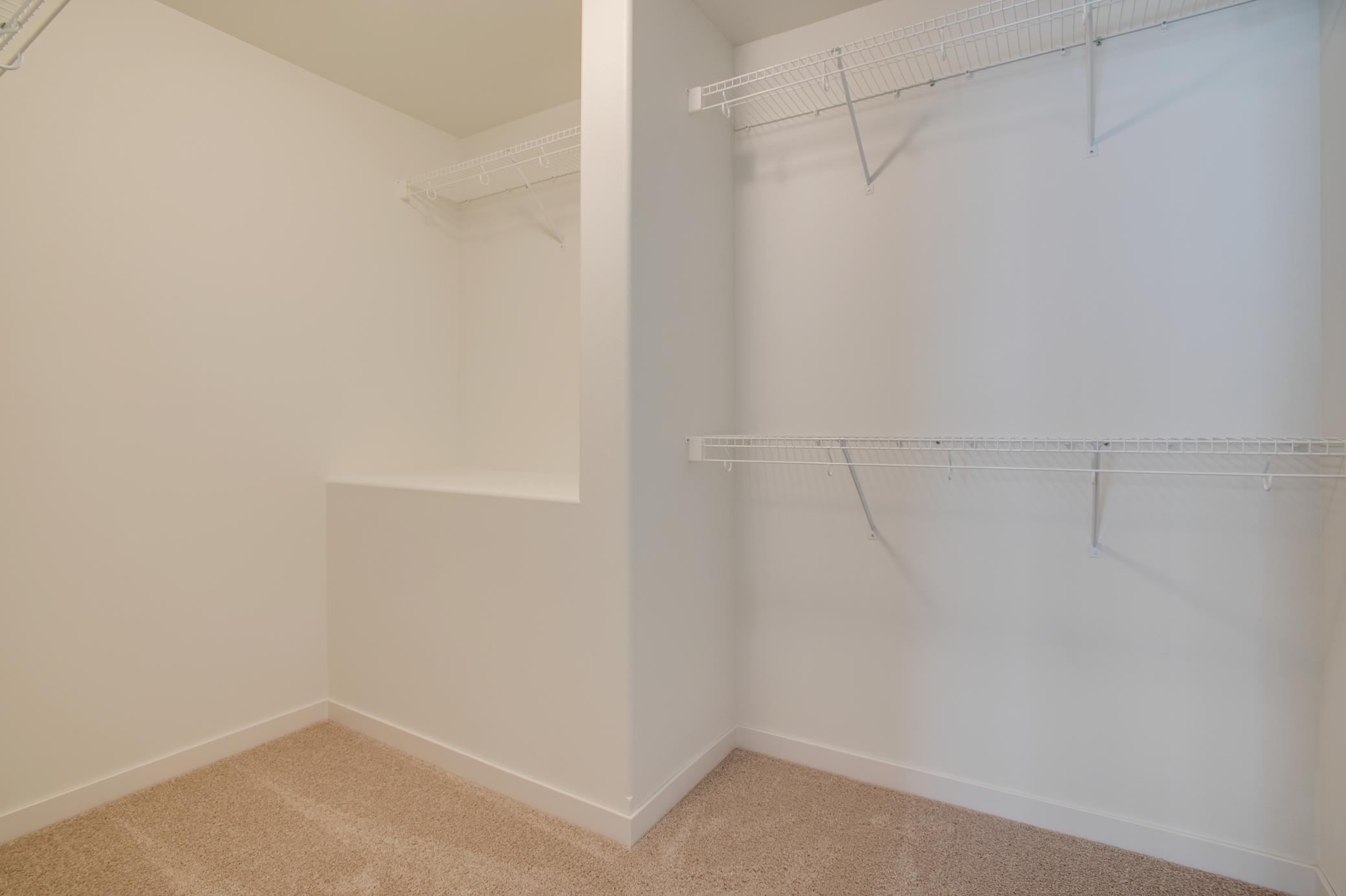 6737 32nd St S Fargo