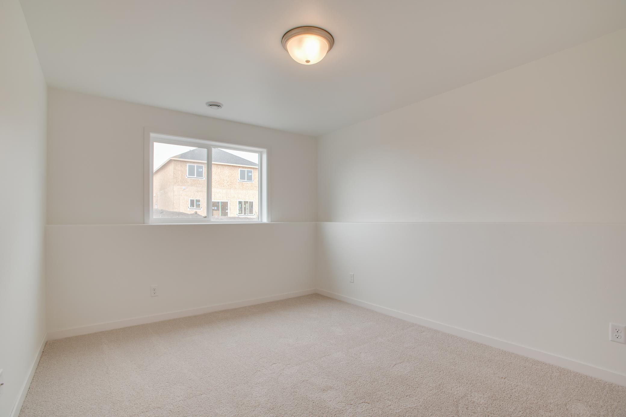 6737 32nd St S Fargo