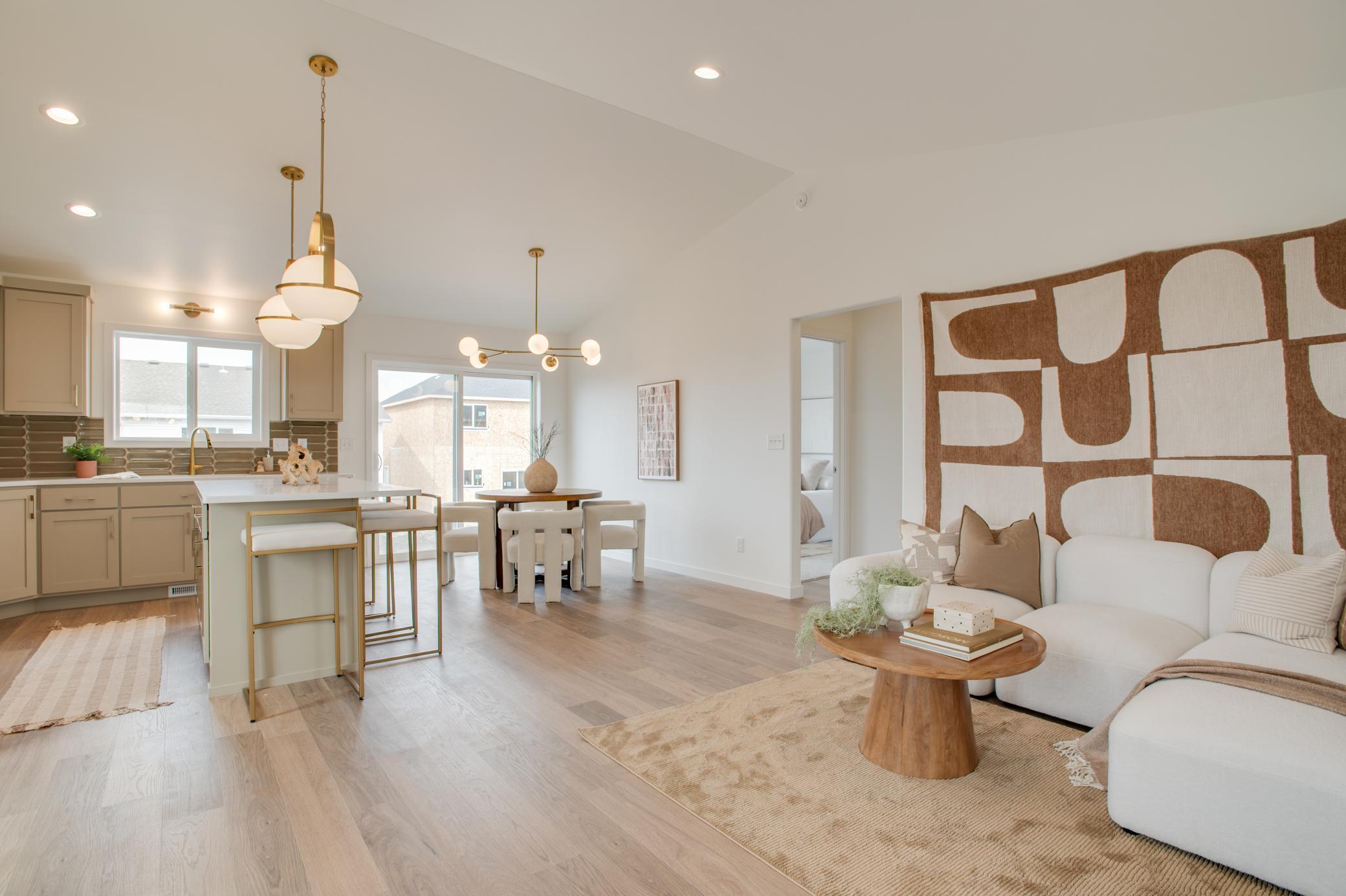 6737 32nd St S Fargo