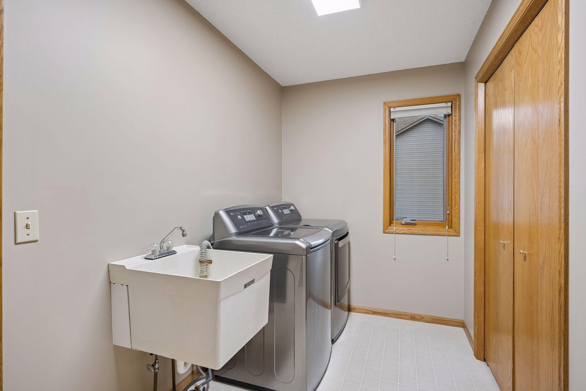 Main level laundry