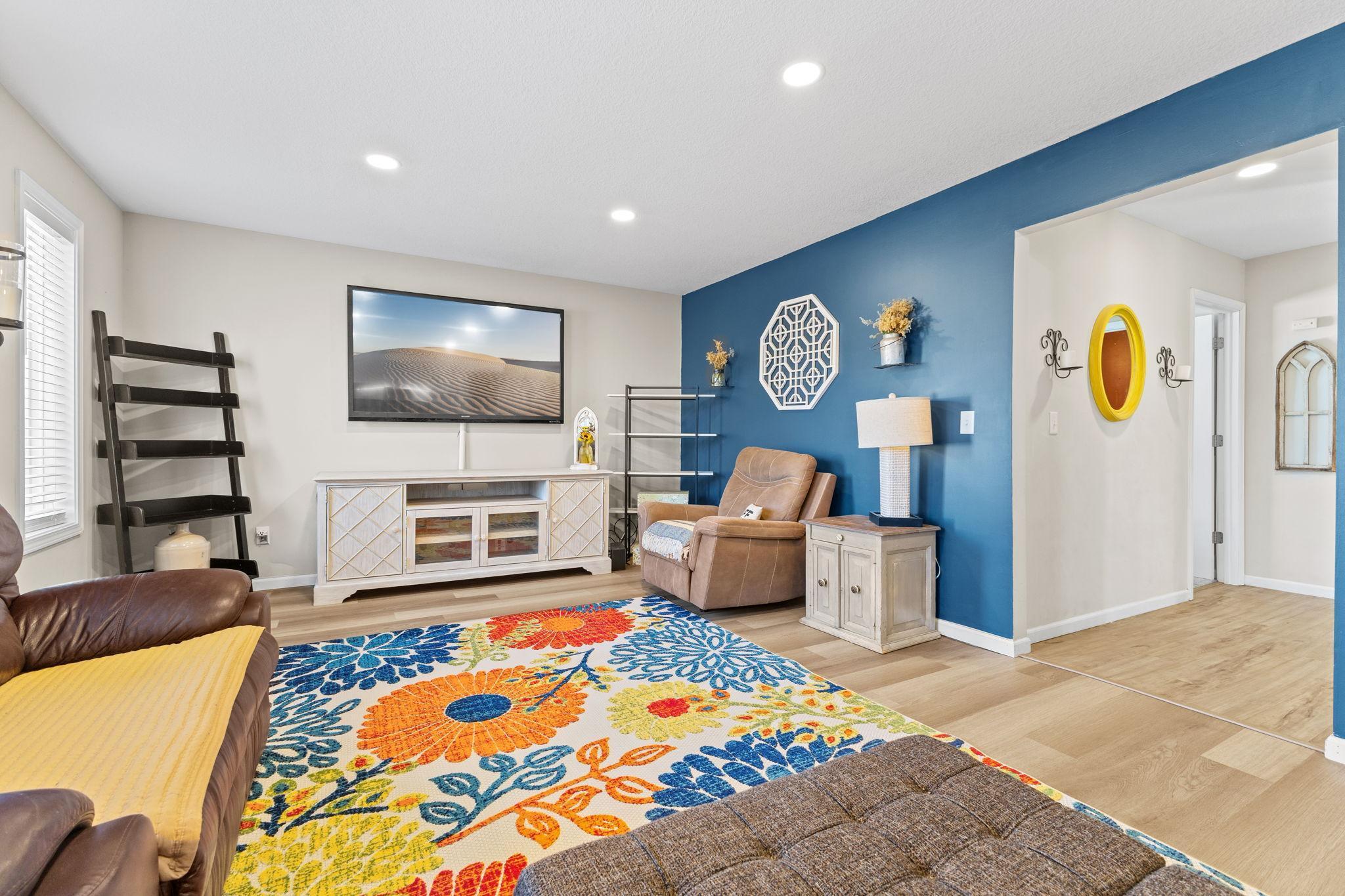 From cozy movie nights to lively gatherings, this home can accommodate it all!